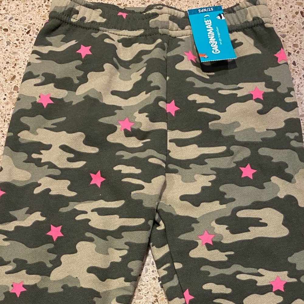 Garanimals - Camo w/pink stars sweatpants - 5T